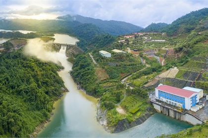 Thủy điện Hủa Na ban ngày
